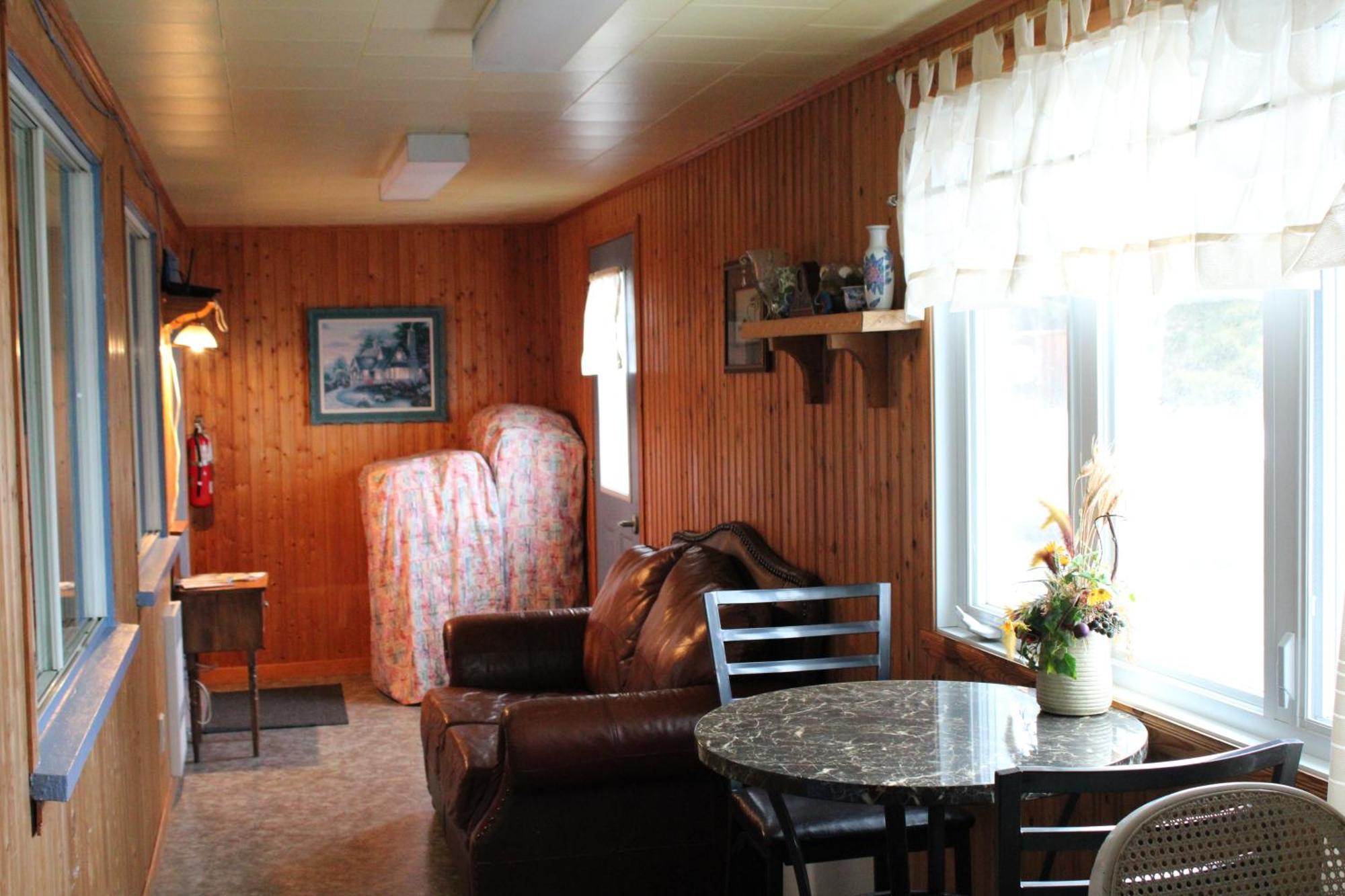 Motel Leblanc Carleton-sur-Mer Exterior photo